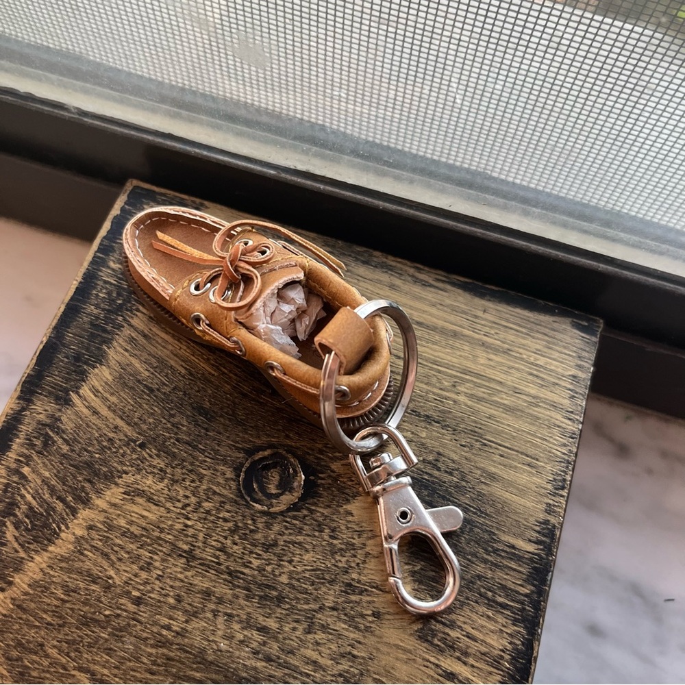 Sperry Top-Sider Boat Shoe Keychain - Picture 7 of 10